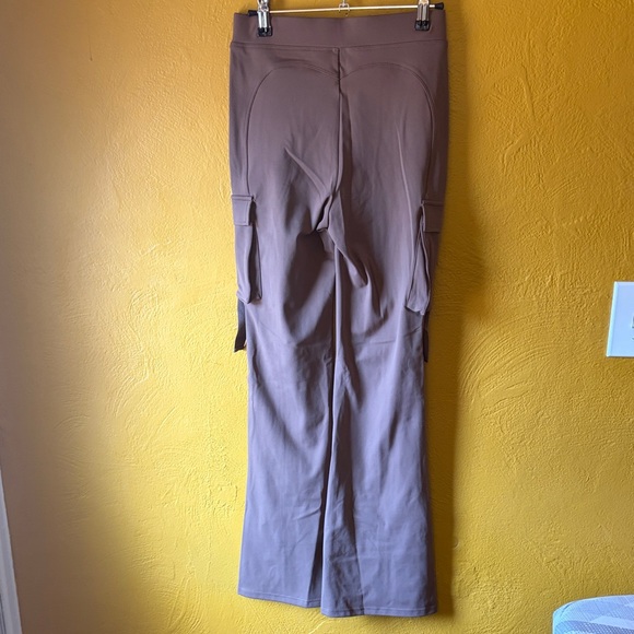 HALARA Brown Flare Cargo Pants Size XS Petite - Picture 5 of 5